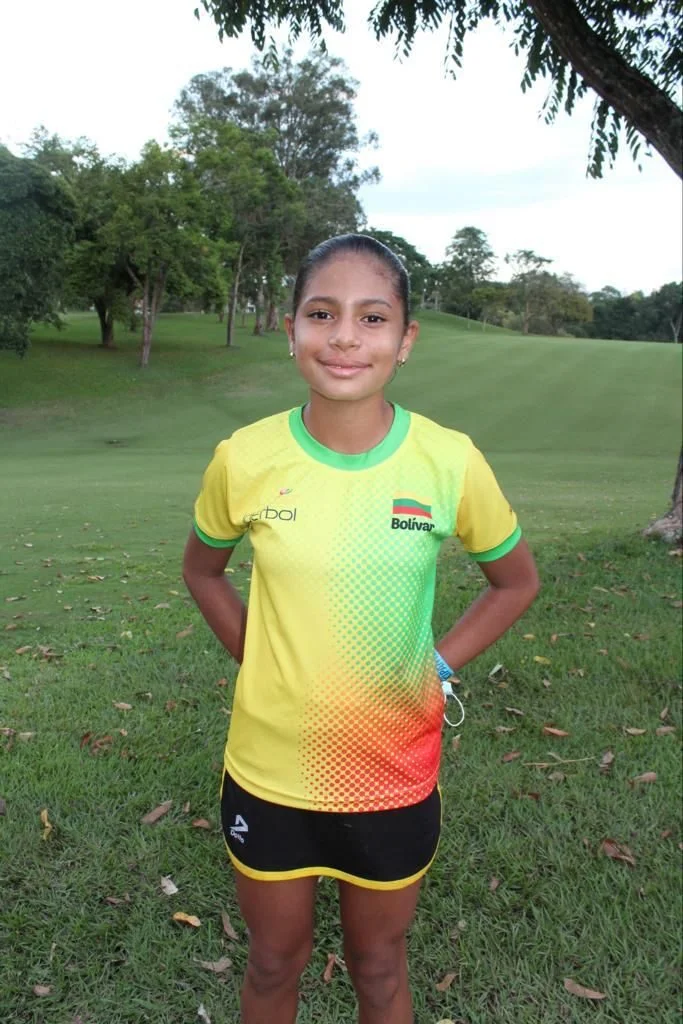 Sara Sofía López es una tenista cartagenera destacada que ocupa el segundo lugar del ranking nacional en la categoría sub 12