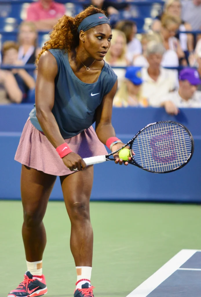 Serena Williams transformó el tenis femenino con sus títulos de Grand Slam y su defensa de la igualdad de género en el deporte